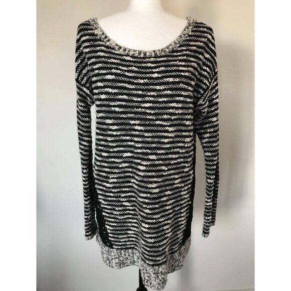 ANTHROPOLOGIE MOTH Staccato Striped Nubby Sweater Size Medium Black White - Picture 2 of 9